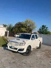 Toyota Hilux Invincible X 2018 for Sale