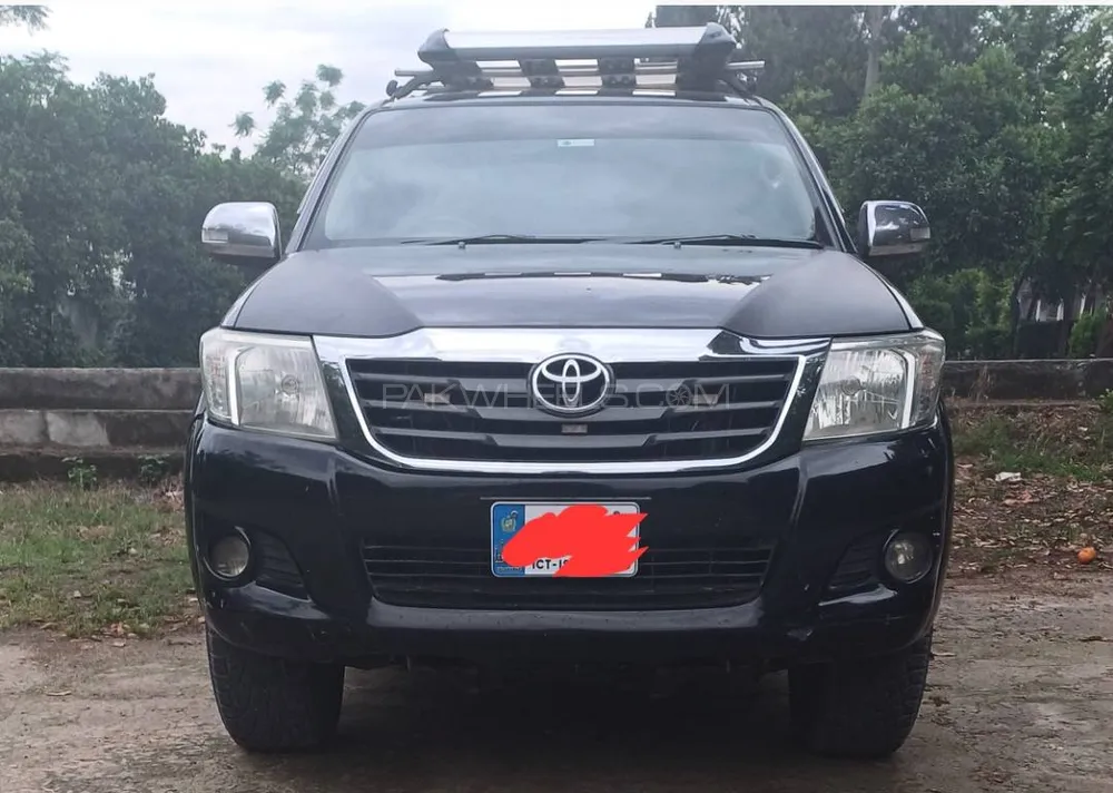 Toyota Hilux 2013 for sale in Swabi