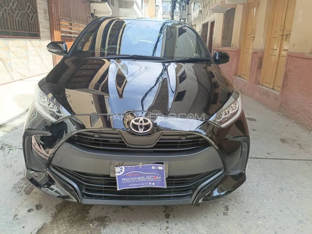 ٹویوٹا Yaris Hatchback 2021 for Sale in اسلام آباد Image-1