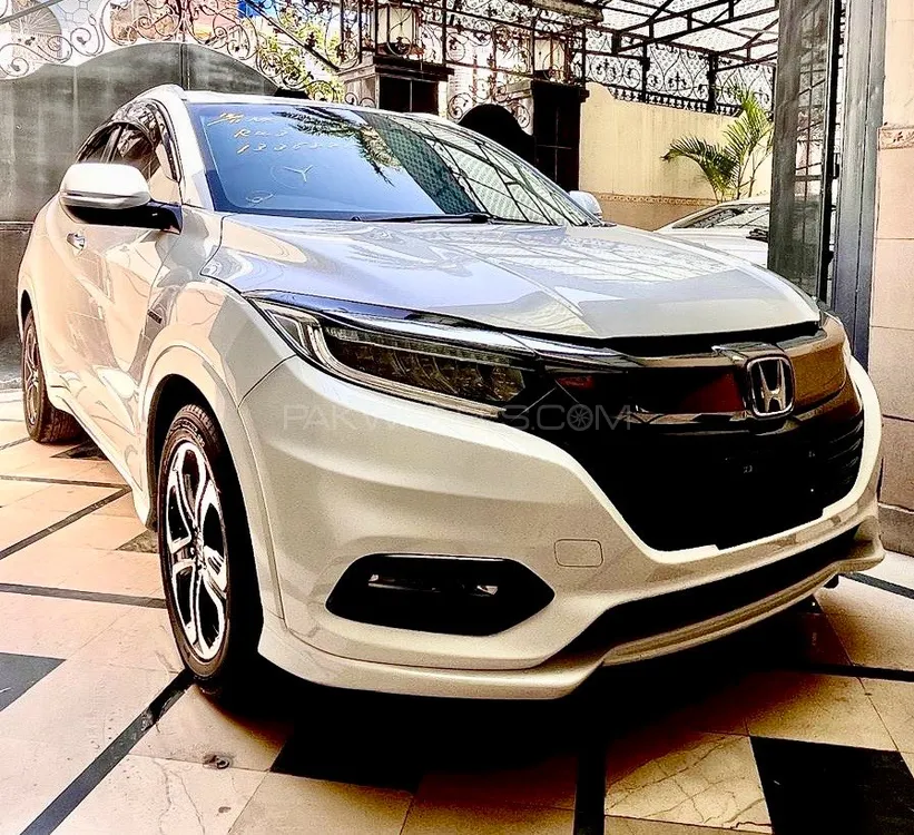 Honda Vezel 2019 for Sale in Sialkot Image-1