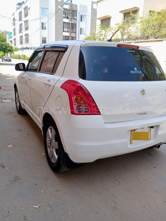 Suzuki Swift 2015 for sale in Karachi