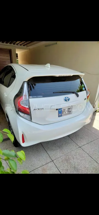 Toyota Aqua 2019 for Sale in Sialkot Image-1