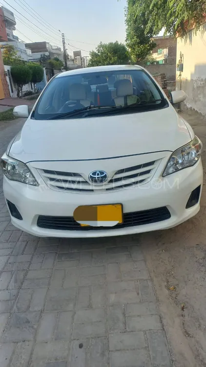 Toyota Corolla 2013 for Sale in Rahim Yar Khan Image-1