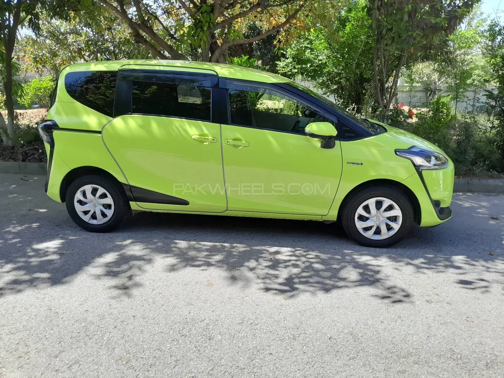 Toyota Sienta 2017 for sale in Islamabad