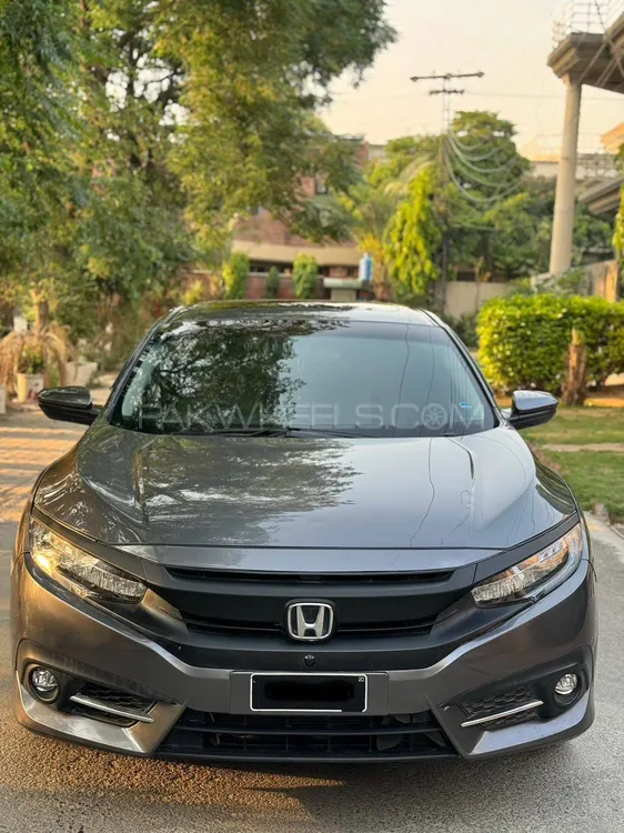 Honda Civic 2020 for Sale in Lahore Image-1