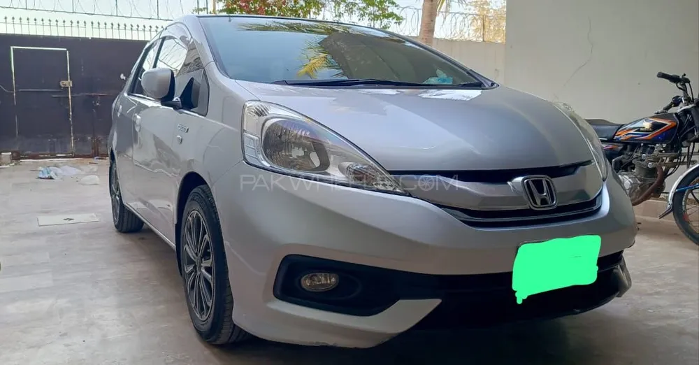 Honda Fit 2014 for Sale in Karachi Image-1