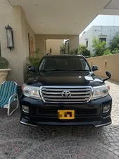Toyota Land Cruiser AX G Selection 2013 for Sale
