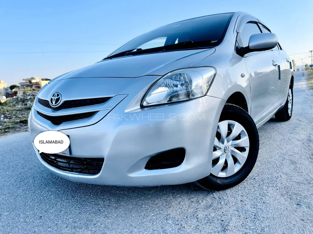 Toyota Belta 2012 for Sale in Attock Image-1