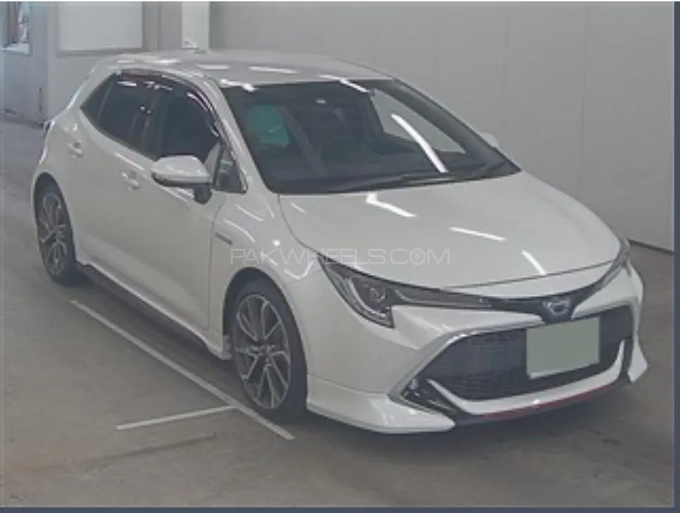 Toyota Corolla Hatchback 2019 for Sale in Lahore Image-1