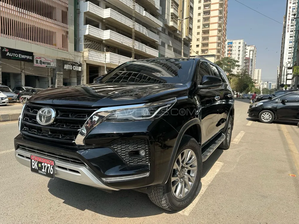 Toyota Fortuner 2022 for sale in Karachi