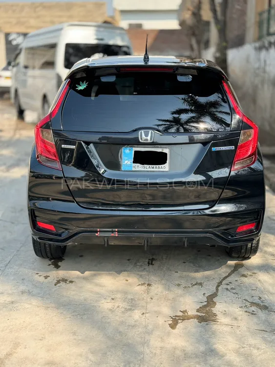 Honda Fit 2017 for Sale in Jhelum Image-1