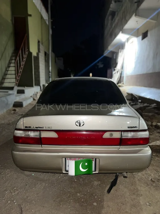 ٹویوٹا کرولا 2000 for Sale in کراچی Image-1