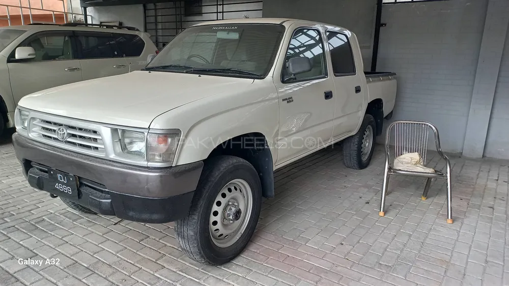 Toyota Hilux 1998 for Sale in Wah cantt Image-1