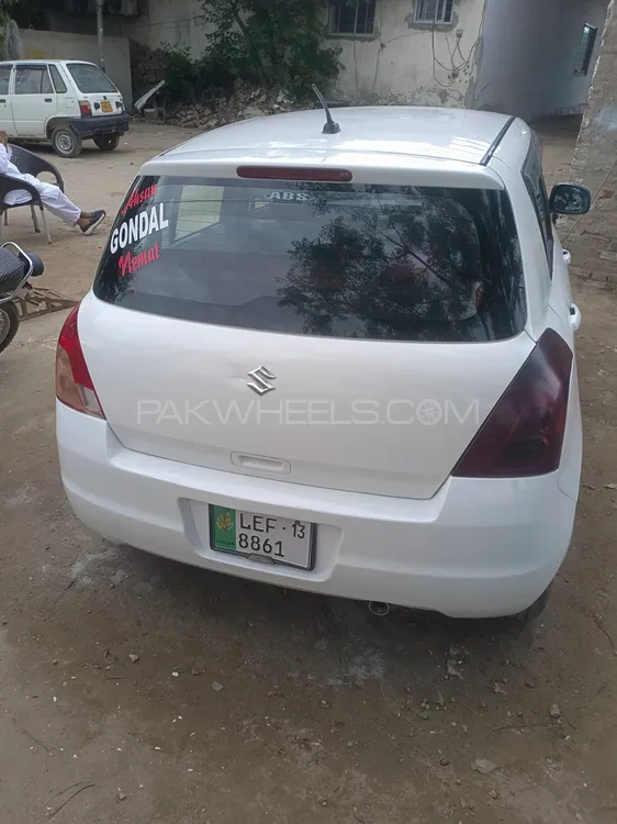 Suzuki Swift 2013 for Sale in Sialkot Image-1