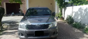 Toyota Hilux Vigo Champ G 2012 for Sale