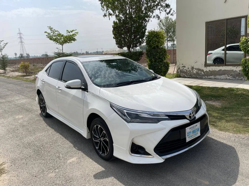 Toyota Corolla 2023 for Sale in Khanewal Image-1