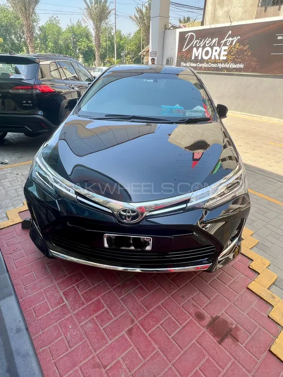 Toyota Corolla 2023 for Sale in Karachi Image-1