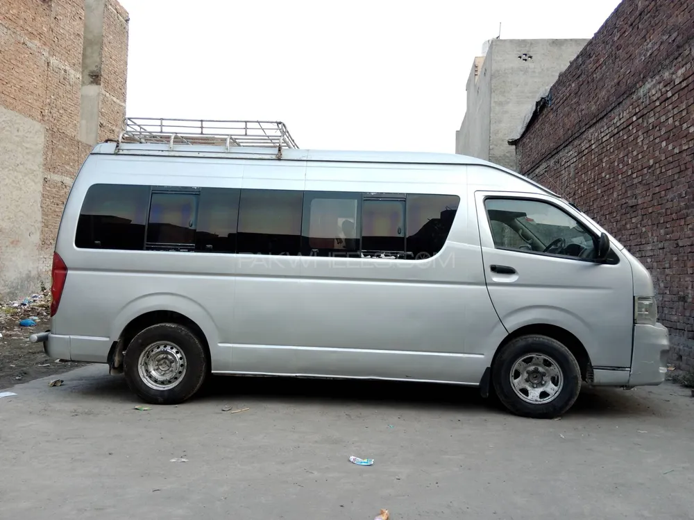 Toyota Hiace 2012 for sale in Lahore