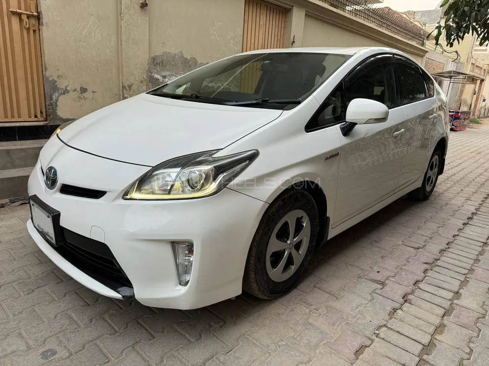 Toyota Prius 2014 for sale in Bahawalpur