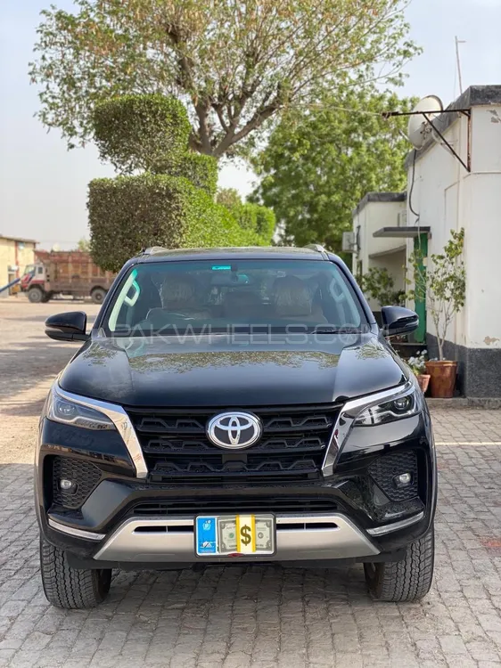 Toyota Fortuner 2022 for Sale in Rahim Yar Khan Image-1