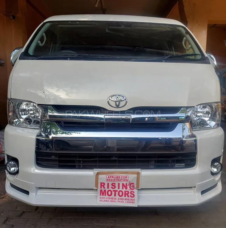 Toyota Hiace 2018 for Sale in Lahore Image-1