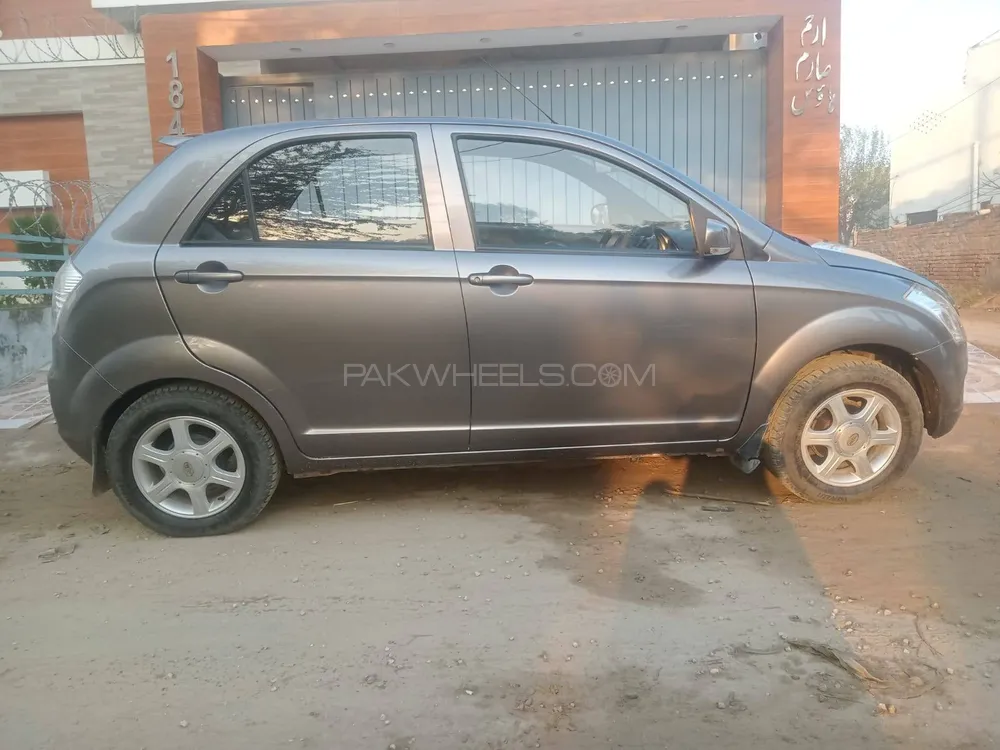 FAW V2 2021 for Sale in Lahore Image-1