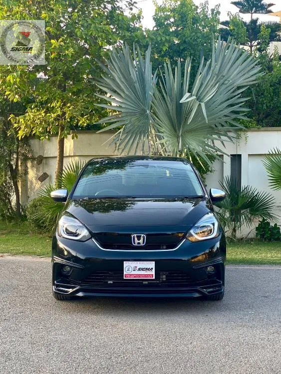 Honda Fit 2020 for Sale in Lahore Image-1
