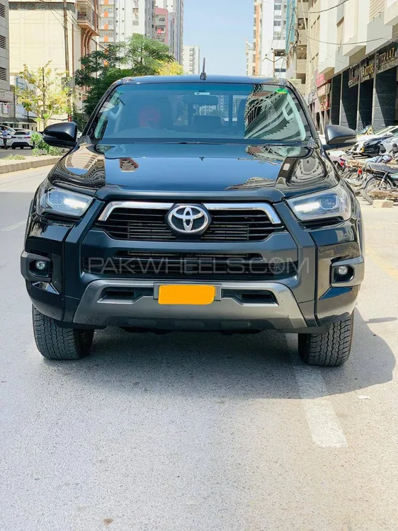 Toyota Hilux 2023 for Sale in Karachi Image-1