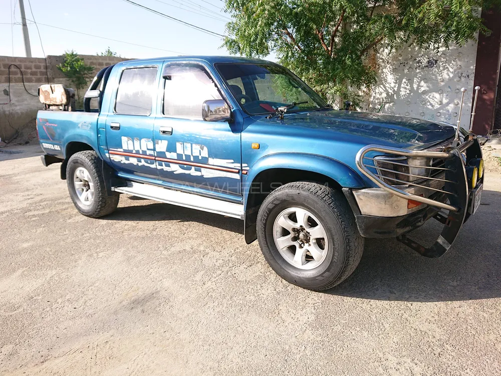 Toyota Hilux 1994 for Sale in Karachi Image-1