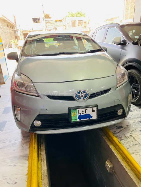 Toyota Prius 2013 for sale in Faisalabad