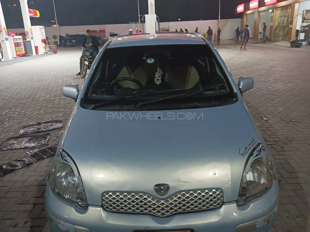 Toyota Vitz 2004 for Sale in Rawalpindi Image-1