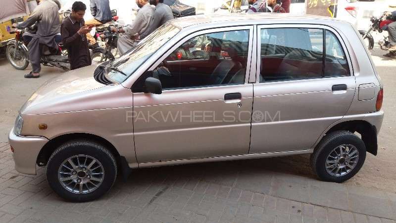 Daihatsu Cuore 2004 for Sale in Karachi Image-1