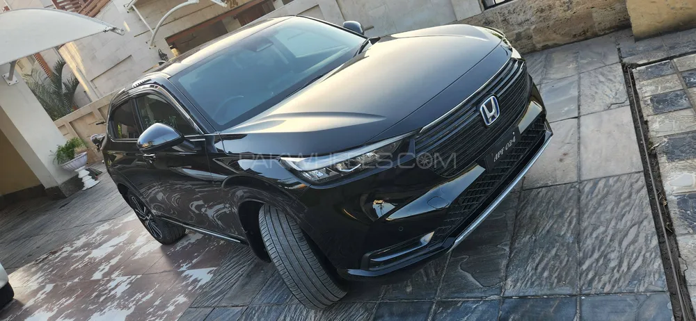 Honda Vezel 2021 for Sale in Islamabad Image-1