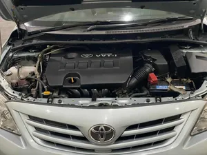 Toyota Corolla Altis SR 1.6 2013 for Sale