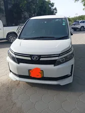 Toyota Voxy 2015 for Sale