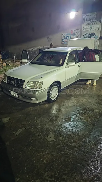 Toyota Crown 2003 for Sale in Sialkot Image-1