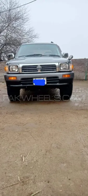 Toyota Hilux 1992 for Sale in Kharian Image-1