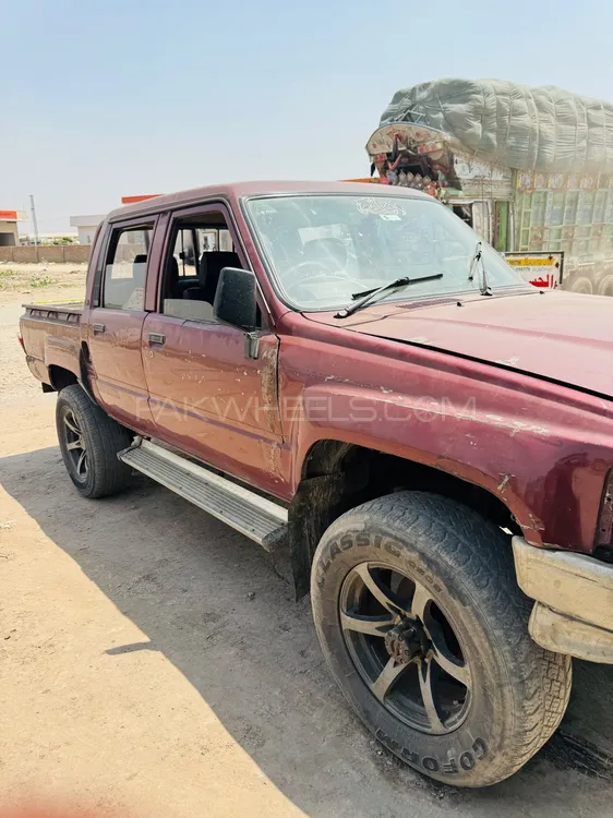 Toyota Hilux 1986 for Sale in Lahore Image-1