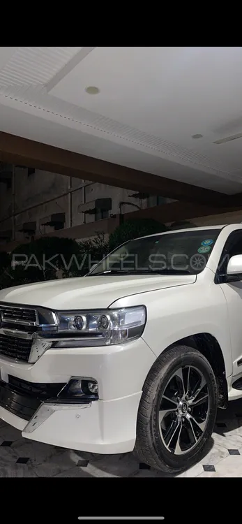 Toyota Land Cruiser 2014 for Sale in Faisalabad Image-1