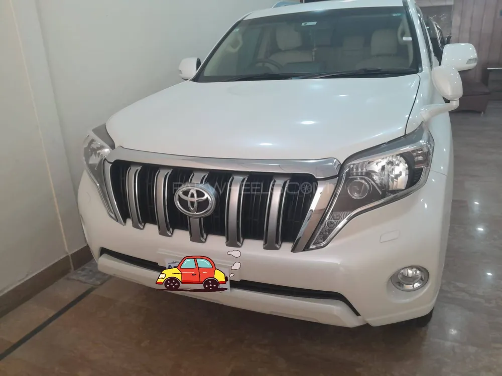 Toyota Prado 2017 for Sale in Sialkot Image-1