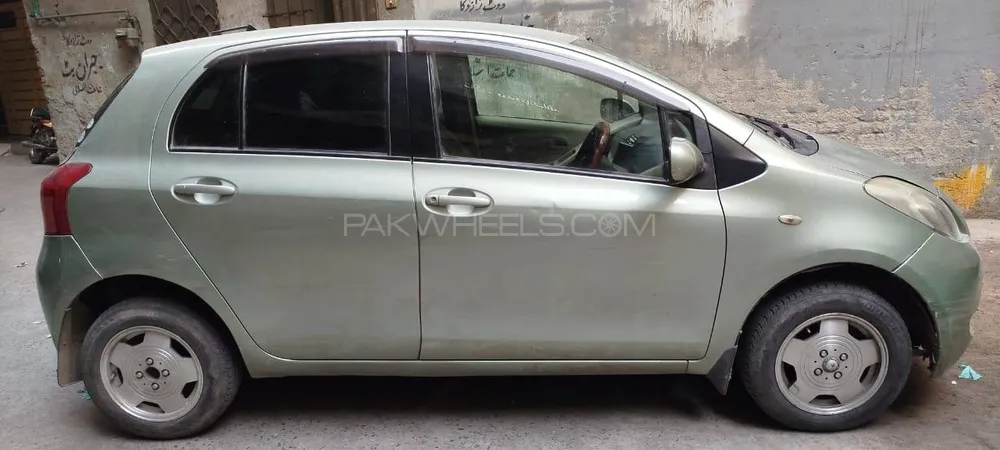 Toyota Vitz 2006 for sale in Lahore