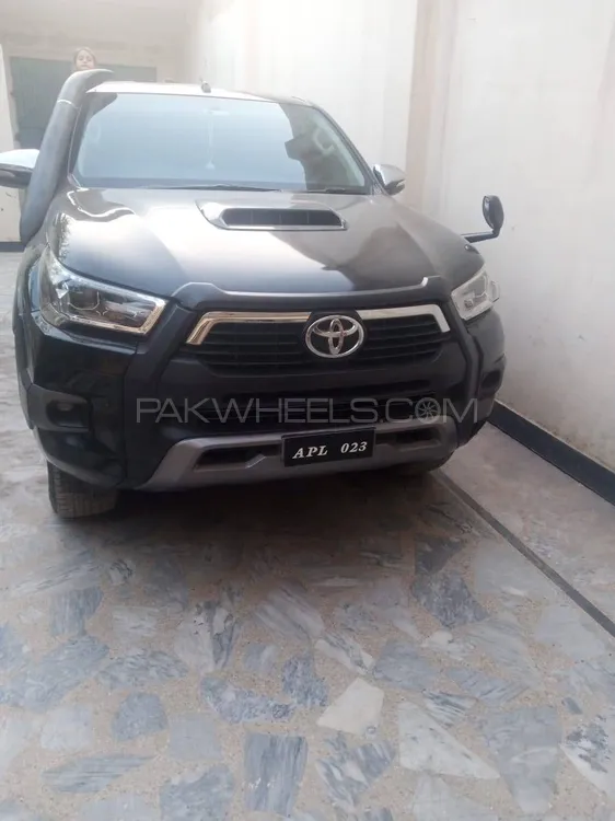 Toyota Hilux 2017 for sale in Peshawar