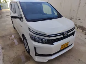 Toyota Voxy 2015 for Sale
