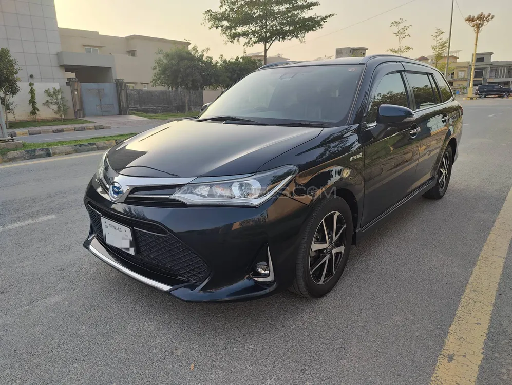 Toyota Corolla Fielder 2018 for sale in Multan