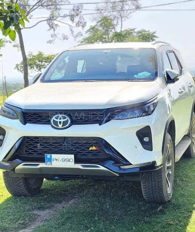 Toyota Fortuner 2023 for Sale in Islamabad Image-1