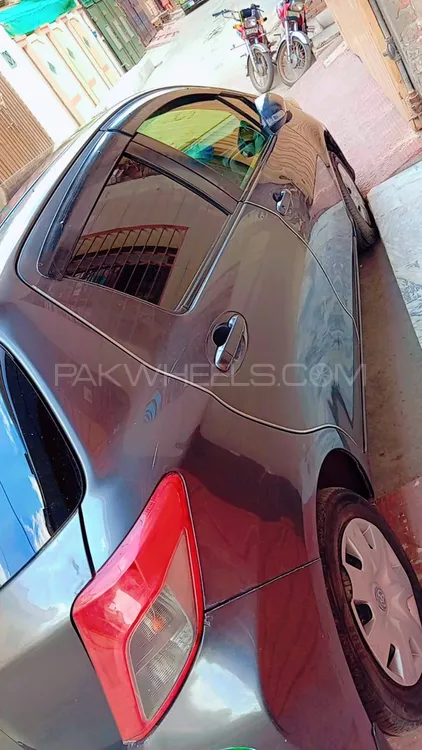 Toyota Vitz 2016 for sale in Faisalabad