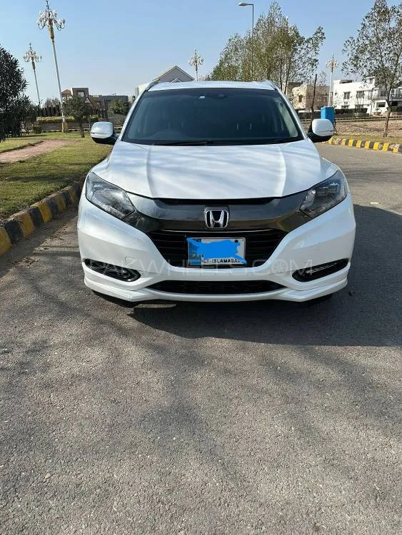 Honda Vezel 2016 for Sale in Faisalabad Image-1