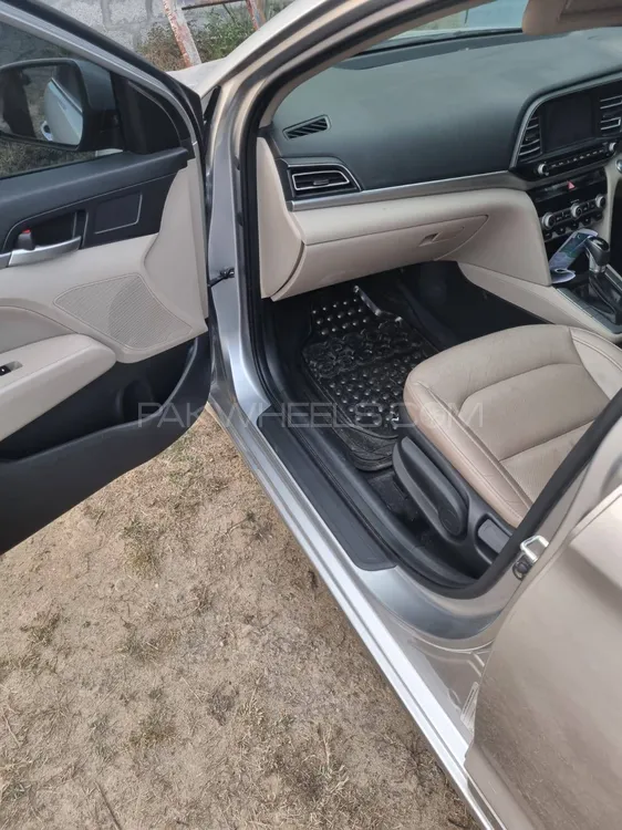 Hyundai Elantra 2021 for sale in Islamabad