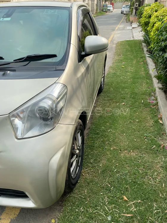 Toyota iQ 2009 for sale in Lahore