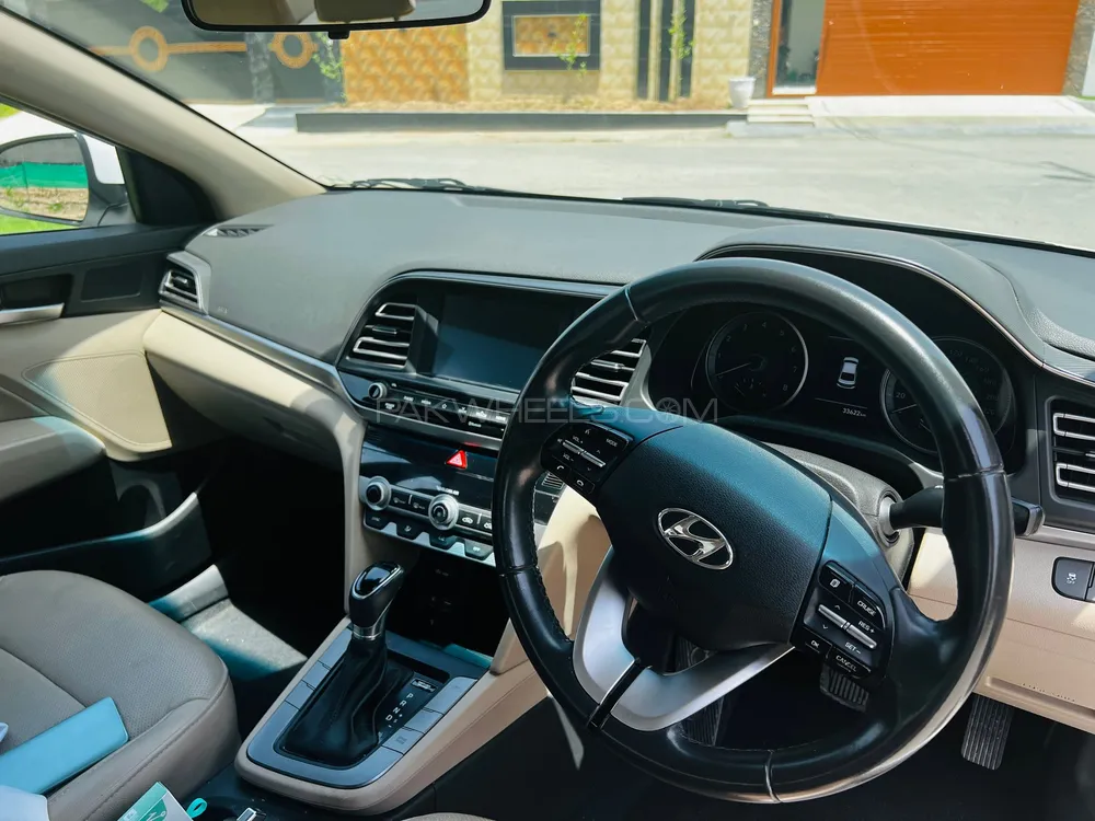 Hyundai Elantra 2021 for sale in Peshawar